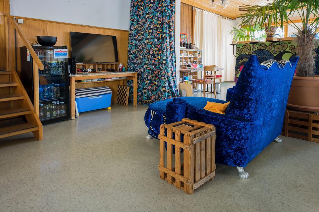 Gaestehaus Alpina In Fanas ภายนอก รูปภาพ