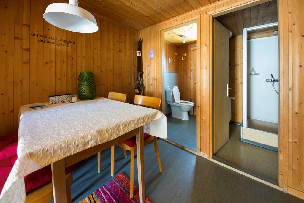 Gaestehaus Alpina In Fanas ภายนอก รูปภาพ