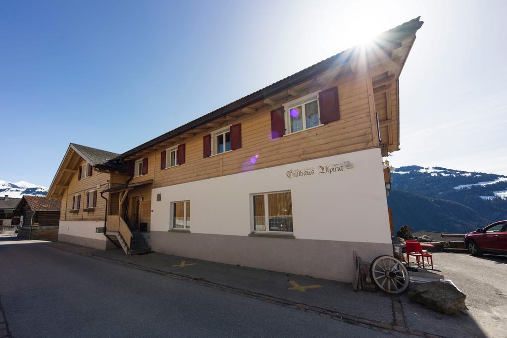 Gaestehaus Alpina In Fanas ภายนอก รูปภาพ